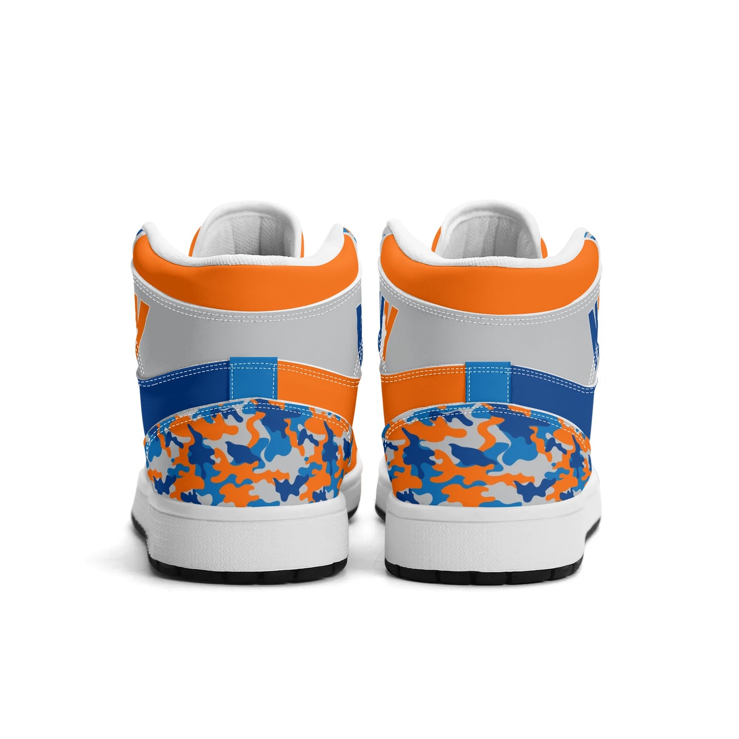 New York Basketball Shoes with camo print