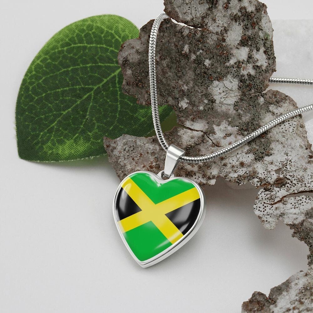 Custom 18K Gold Jamaica Heart Pendant Personalized | Anti-tarnish | Shatterproof Glass | Surgical Steel |
