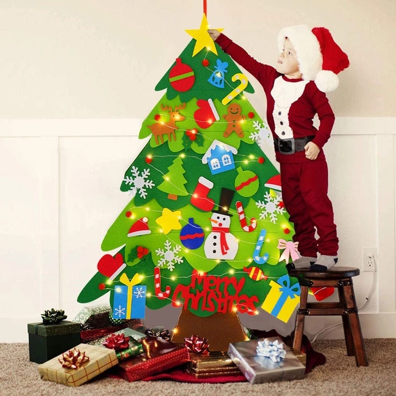 34pcs DIY Felt Christmas Tree Wall Hanging w/ LED String Lights | Felt Craft Kits for Christmas | Xmas Gifts for Kids | Home Decoration