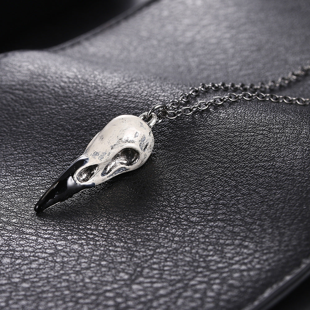 Three-dimensional Crow Skull Skull Pendant Necklace