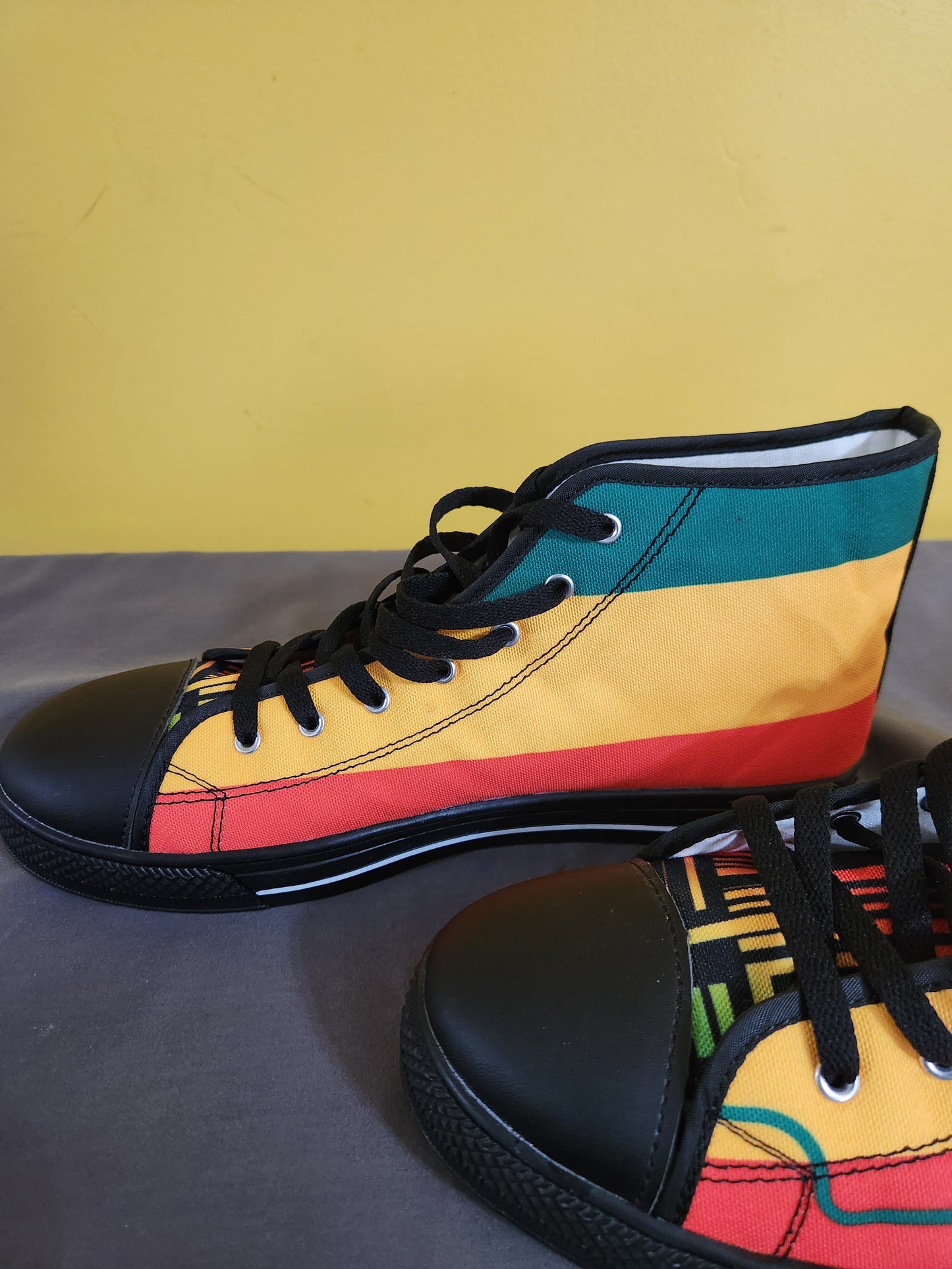 Rasta Shoes - Size 11 Lion of Judah Sneakers